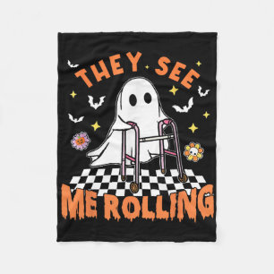 Zu Halloween sehen sie, wie ich die Spo rollte Fleecedecke