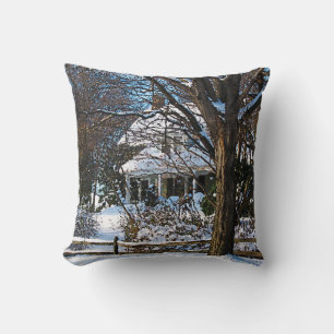 Zu Hause nach dem Schneesturm Kissen