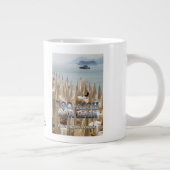 "Zu reich für Regen" Jumbo-Tasse (Rechts)