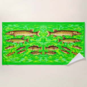 zu viele Fische im Meer Strandtuch