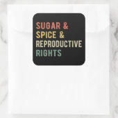 Zucker und Gewürze und Reproduktionsrechte I Quadratischer Aufkleber (Tasche)