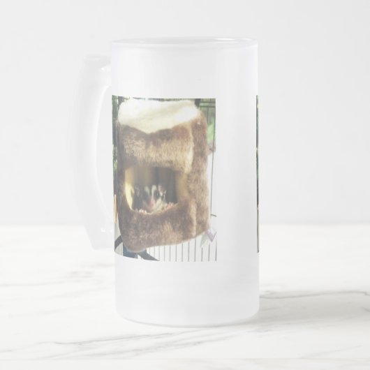 Zuckergrüber in Furry Tree Truck Hängebett Mattglas Bierglas (Vorderseite Links)