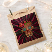 Zuckerschädel aus Schnittholz mit Blütenkrone Geschenktütchen (Ausgeschnitten)