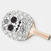 Zuckerschädel in Crossbones Schwarz & Weiß Tischtennis Schläger (Seitenansicht)
