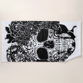 Zuckerschädel mit schwarz-weißen Blume Strandtuch (Vorderseite)