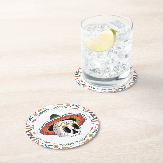 Zuckerschädel mit Sombrero Runder Pappuntersetzer (Vor Ort)