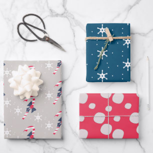 Zuckerstangen und Beerenschneeflocken Weihnachtsfe Geschenkpapier Set