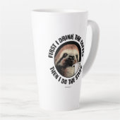 Zuerst trinke ich den Kaffee. Dann mache ich das Z Milchtasse (Rechte Ecke)