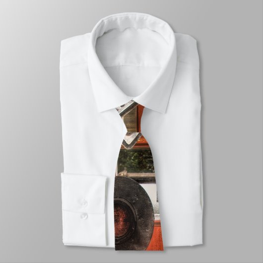 Zug - Bahnübergang Krawatte (Gebunden)