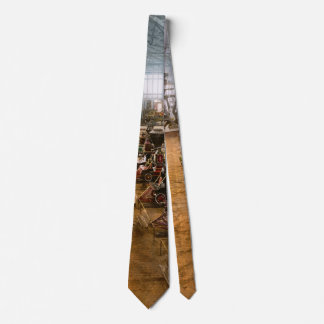 Zug - Der neue Zug riecht 1876 Krawatte