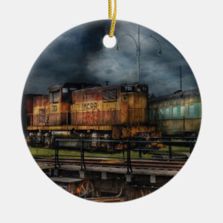 Zug - Lassen Sie uns eine Drehbewegung machen Keramik Ornament