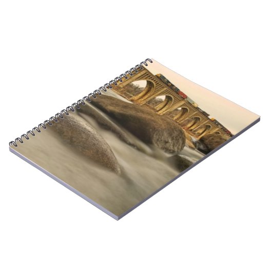 Zug über James River Notizblock (Linke Seite)