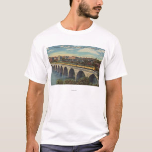 Zug-Überfahrt-Stein-Bogen-Brücke T-Shirt