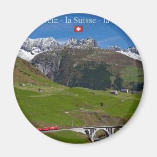 Zugfahrt durch die Schweizer Alpen Magnet