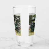 ZUGMASCHINE GLAS (Links)