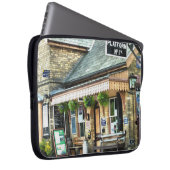 ZUGSTATIONEN LAPTOPSCHUTZHÜLLE (Vorne Rechts)