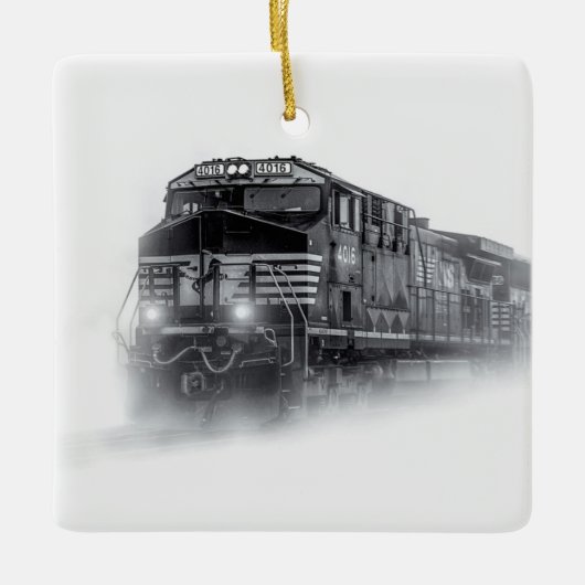 Zugtrassen Schwarz-Weiß Keramikornament (Vorderseite)