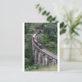 Zugüberquerung der Brücke im Hochland Sri Lankas Postkarte (Stehend Vorderseite)