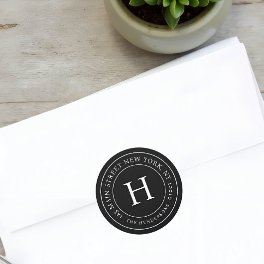 Zuhause Address Modern Simple Chic Family Monogram Runder Aufkleber