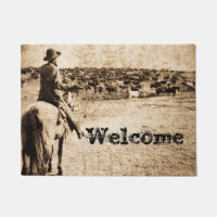 Zuhause auf dem Strecken-Vintagen Cowboy und der