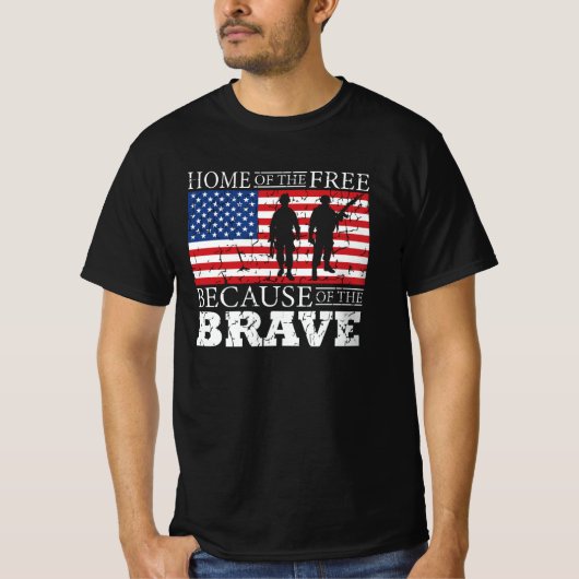 Zuhause der freien wegen der Brave - USA Flag T-Shirt (Vorderseite)