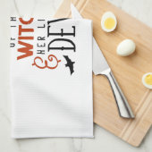 Zuhause der Hexe und ihrer kleinen Teufel Hallowee Geschirrtuch (Viertel Falte)