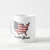 Zuhause der Tapferen 4. Juli Patriotisch Kaffeetasse (Vorderseite Links)