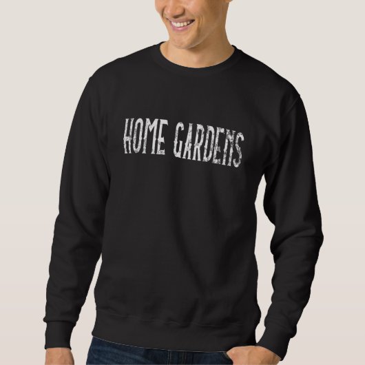 Zuhause Gardens Vintag White Script Apparel Sweatshirt (Vorderseite)