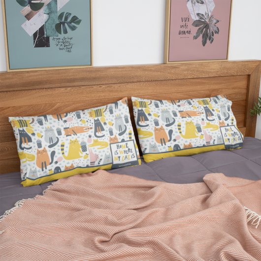 Zuhause ist der Mit Monogramm Name meiner Katze Kissenbezug