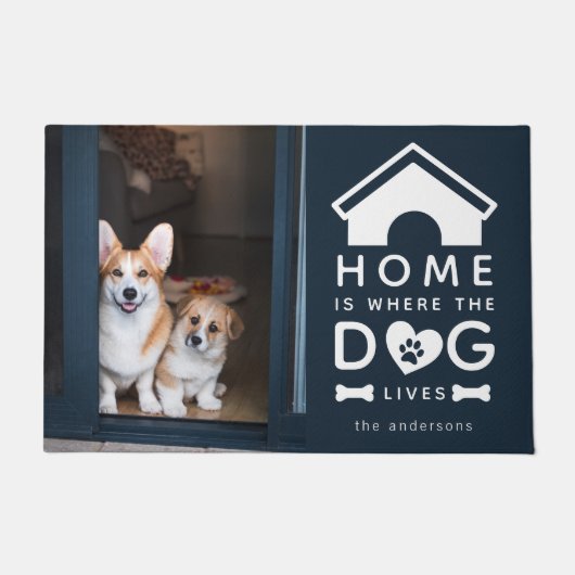 Zuhause ist der Name des Hundes Fußmatte (Vorderseite)