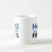 Zuhause ist dort, wo das Feld ist Kaffeetasse (Mittel)