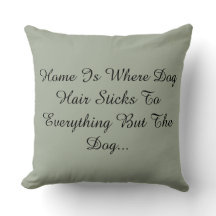 Zuhause ist, wo Hundehaar an alles aber… festhält