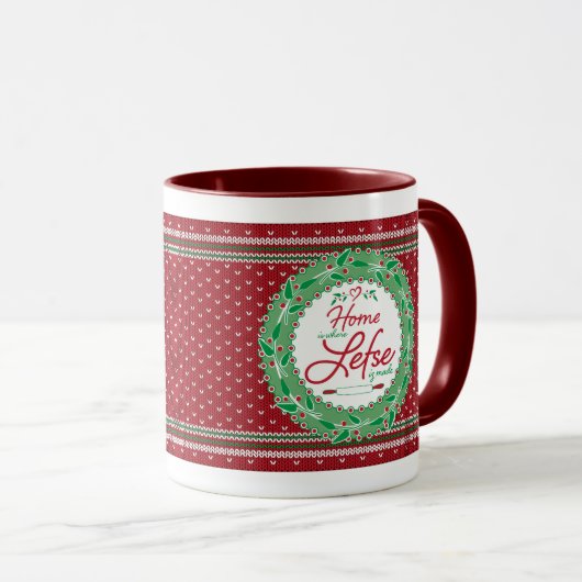 Zuhause ist, wo Lefse hergestellt wird! Tasse (VorderseiteRechts)