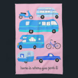 Zuhause ist, wo Sie Park Retro Camper Motorhome RV Geschirrtuch<br><div class="desc">Dekorieren Sie Ihre Küche mit diesem coolen Handtuch. Macht ein tolles Haus-Erwärmung oder Jubiläum Geschenk! Sie können ihn anpassen und auch Text hinzufügen. Karo in meinem Shop für viel mehr Farben und Muster und passende Küchenartikel!</div>