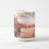 Zuhause ist, wo unsere Mutter ist Kaffeetasse (Mittel)