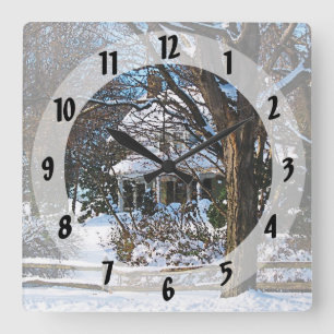 Zuhause Nach dem Schneesturm Quadratische Wanduhr