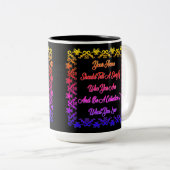 Zuhause Quote Black Rainbow Tasse (VorderseiteRechts)