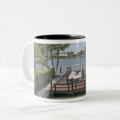 Zuhause und Docks auf dem Kanal Marco Island Flori Zweifarbige Tasse (Vorderseite Links)