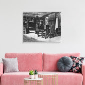 Zuhause von Victor Hugo Leinwanddruck (Insitu (Wohnzimmer))