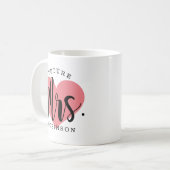 Zukunft Frau Coral Heart Custom Wedding Monogram Kaffeetasse (Vorderseite Links)