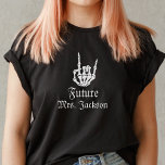 Zukunft Frau Gothic Skeleton Heart Bachelorette T-Shirt<br><div class="desc">Future Mrs. Gothic Skeleton Heart Bride</div>