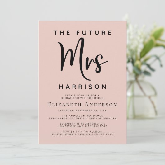 Zukünftige Frau Blush Pink Brautparty Einladung (Stehend Vorderseite)