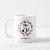 Zukünftige Frau Floral Wreath Personalized Kaffeetasse (Links)