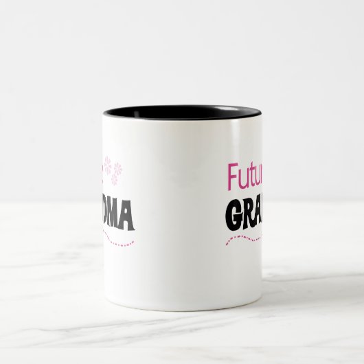 Zukünftige Großmutter Zweifarbige Tasse (Mittel)