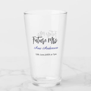 Zukünftige Mrs Nachname Braut in spe lila grau Nam Glas