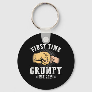 Zum ersten Mal Grumpy Est 2025 Vatertag bald zu se Schlüsselanhänger