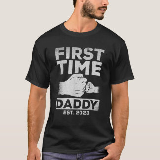 Zum ersten Mal Papa Est 2023 Vater, um Vaterschaft T-Shirt