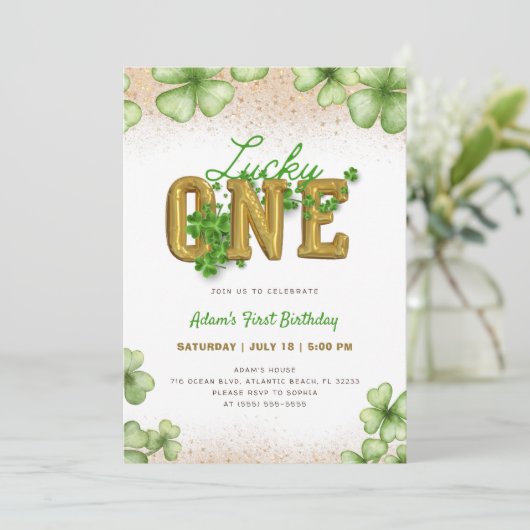 Zum Glück 1 Kleeblatt St. Patrick's Day 1. Geburts Einladung (Stehend Vorderseite)