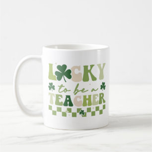 Zum Glück Lehrerin Groovy Retro St Patrick's Day Kaffeetasse