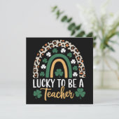 Zum Glück Lehrerin Rainbow St Patrick's Day Einladung (Stehend Vorderseite)